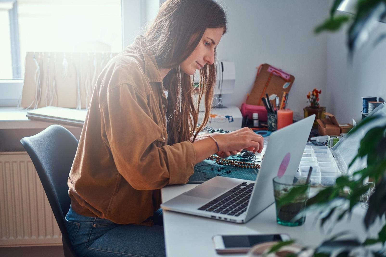 Colaborare profesională în modelare financiară